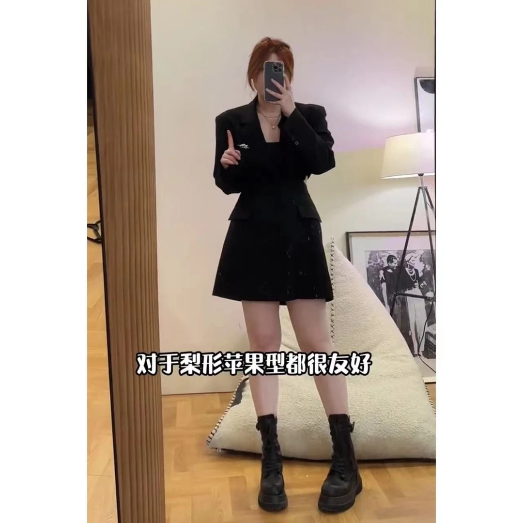 晶咕「露腰小妖精」蚂蚁腰纯欲后背露腰小心机设计西装连衣裙