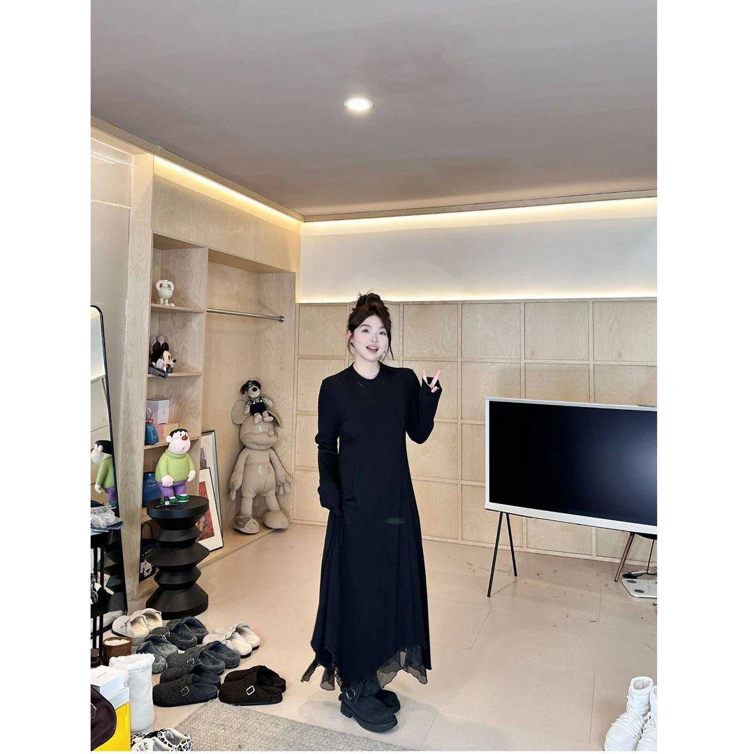 晶咕【气场制造机！】纯色大圆领修身高腰显瘦A字大裙摆连衣裙