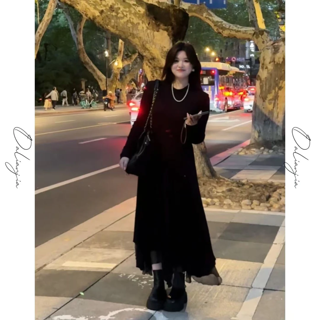 晶咕佳佳【黑鸢尾】大码气质高领打底连衣裙显瘦秋冬黑色时尚洋气