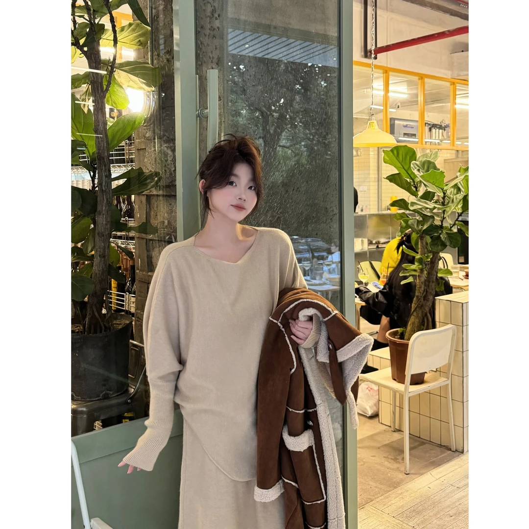 晶咕【秀珠小姐】纯色不规则慵懒针织毛衣+全松紧高腰A字半身裙