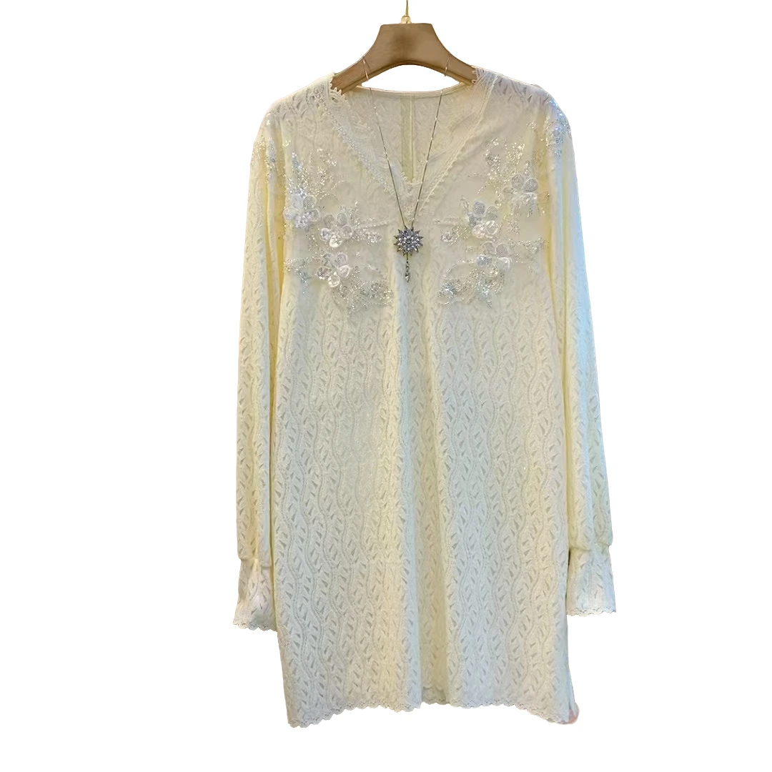 气质重工时尚立体花拼接设计感百搭减龄长衫（长83左右）