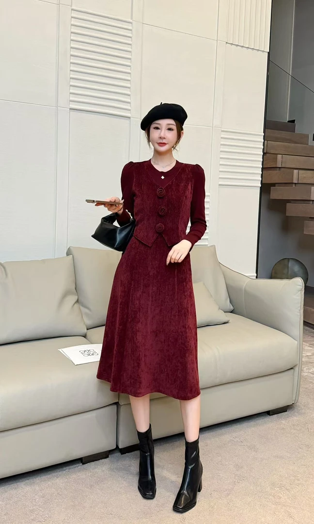 秋冬装气质名媛胸前带玫瑰连衣裙（18071）