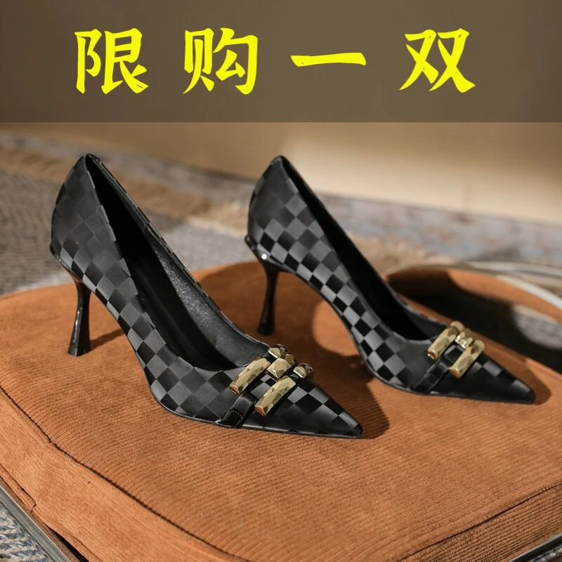 达芙妮沿荐法式高跟鞋女新款细跟设计感小众气质名媛尖头浅口单鞋