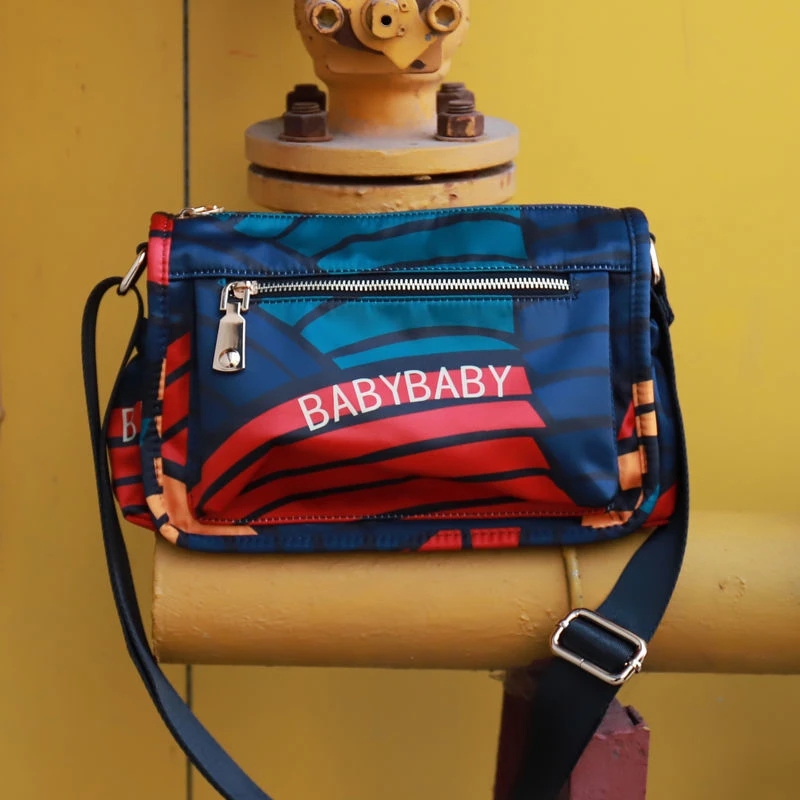 新款大容量多层轻便斜挎包印花百搭牛津布单肩包横款休闲布包女包