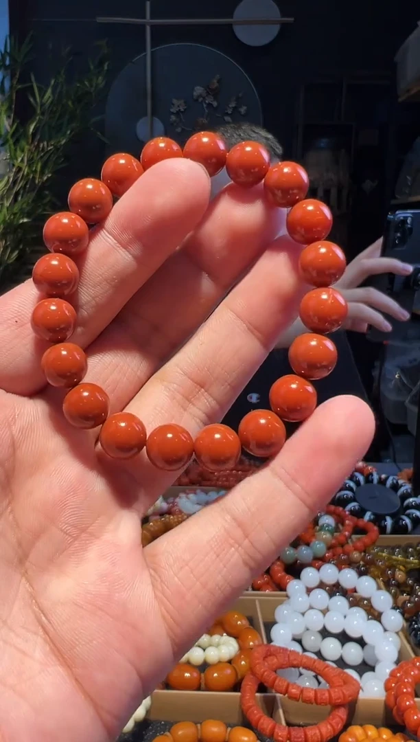 【闪购商品】南红玛瑙手串未镶嵌10+(牛血红1000目)