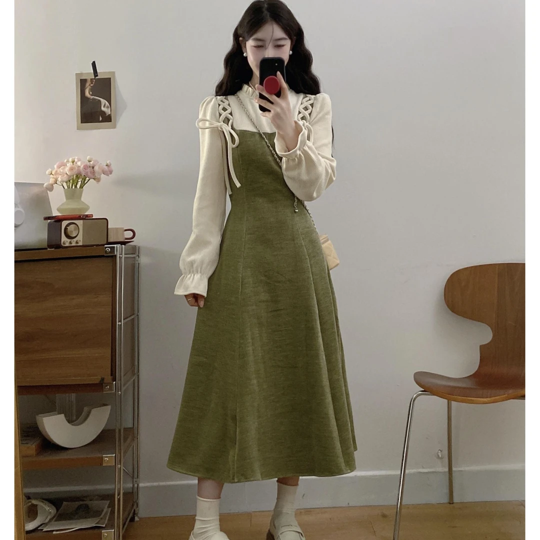 大码绿光森林秋冬法式复古假两件木耳边领连衣裙绿色长裙