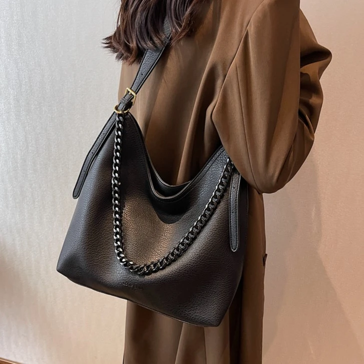 大容量包包女2025新款小众设计简约链条单肩斜挎包上班通勤托特包