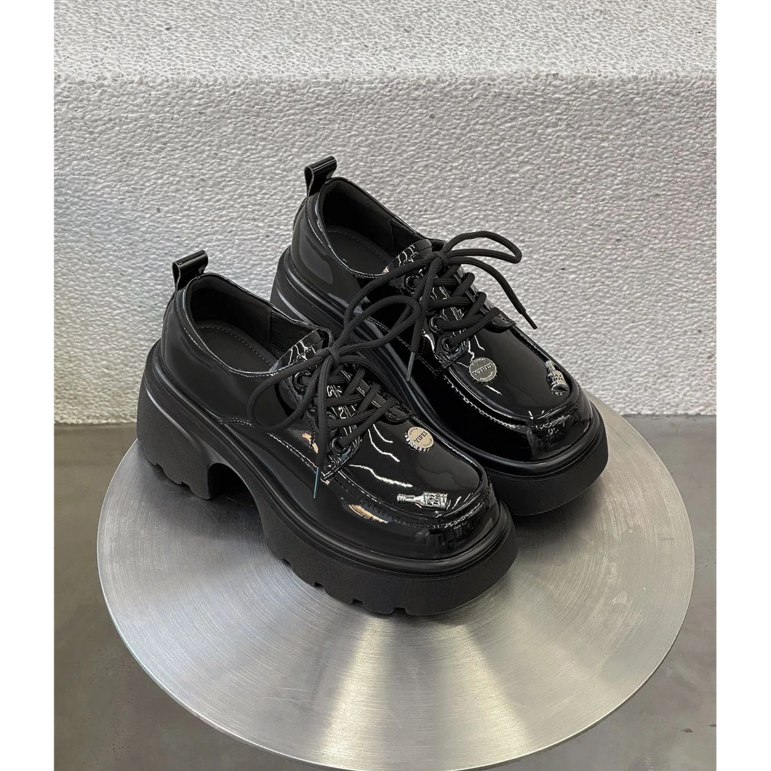 时尚鞋子百搭黑色复古粗跟厚底英伦风