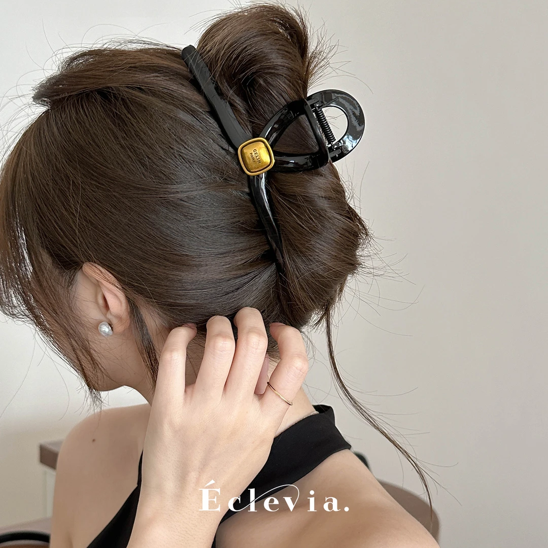 E3456  春季气质黑咖色字母鲨鱼后脑勺大抓夹 15cm发量多必入ins