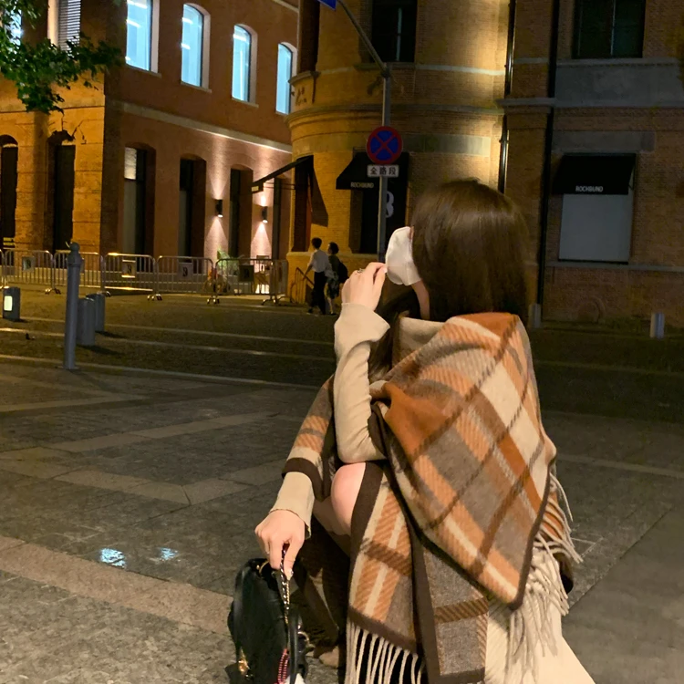 【棕色格纹】女主氛围感毛呢大斗篷女秋冬格纹撞色显瘦披肩女外搭