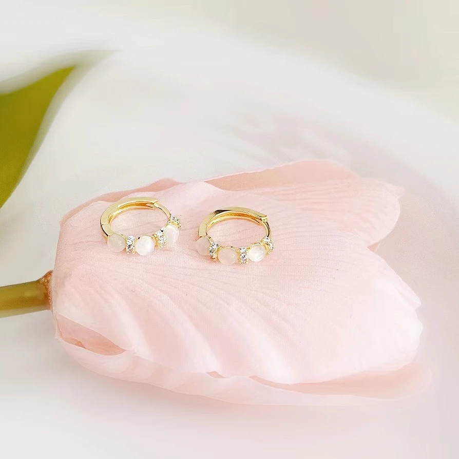 铜合金合成锆石耳饰 ac30精致百搭耳扣小众设计感简约小巧15532