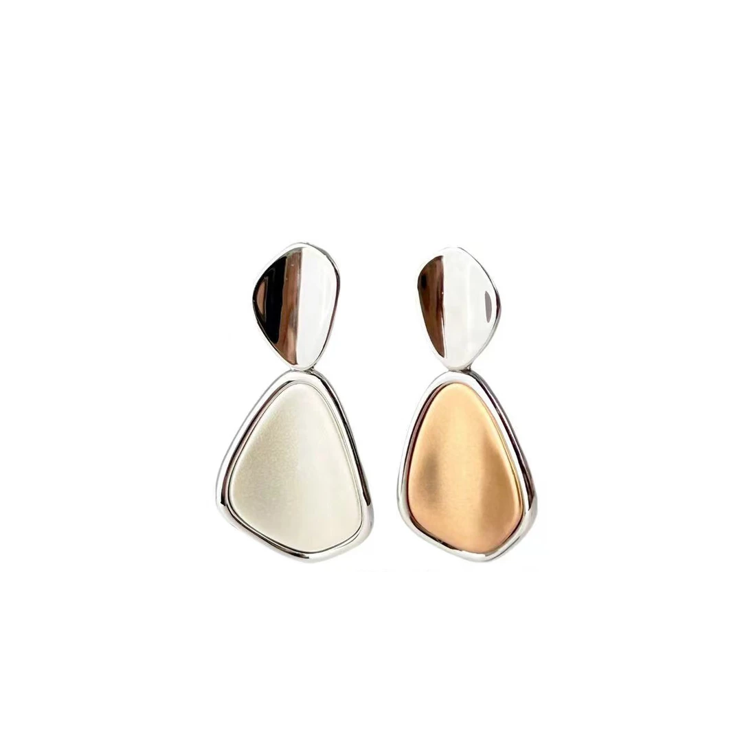铜合金耳饰 c381轻奢小众简约ab款双色椭圆形美拉德色系高级耳饰