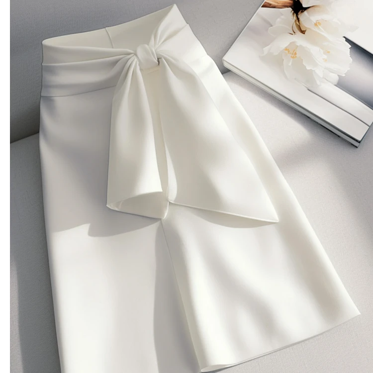 今年流行爆款裙子直筒半身裙短款小个子独特设计感白色a字裙夏季