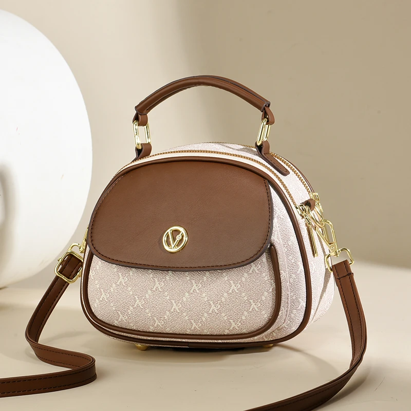 高级感流行包包2025冬季新款潮大容量百搭斜挎包洋气小包单肩女包