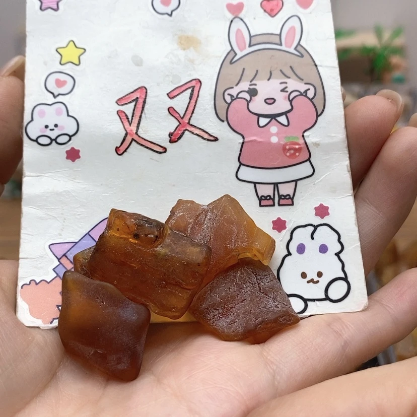 【闪购商品】定制琥珀未镶嵌王*