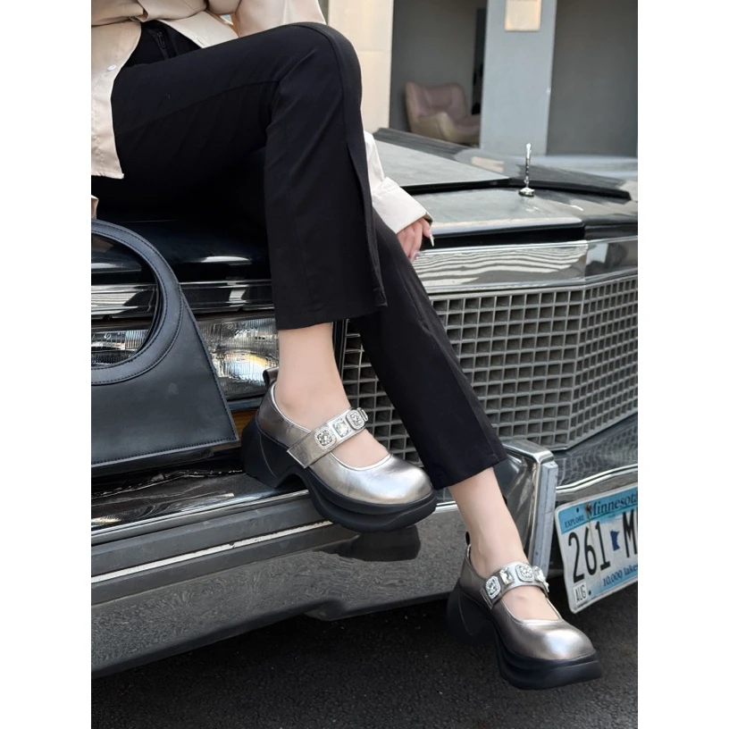 HuoHuo时尚百搭水钻玛丽珍休闲软底黑色圆头女春秋薄款秋冬921-1