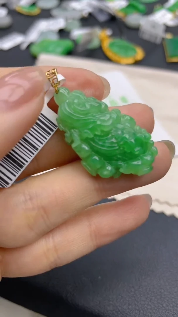 【闪购商品】翡翠颈饰18K金镶嵌天然缅甸A货翡翠 包邮