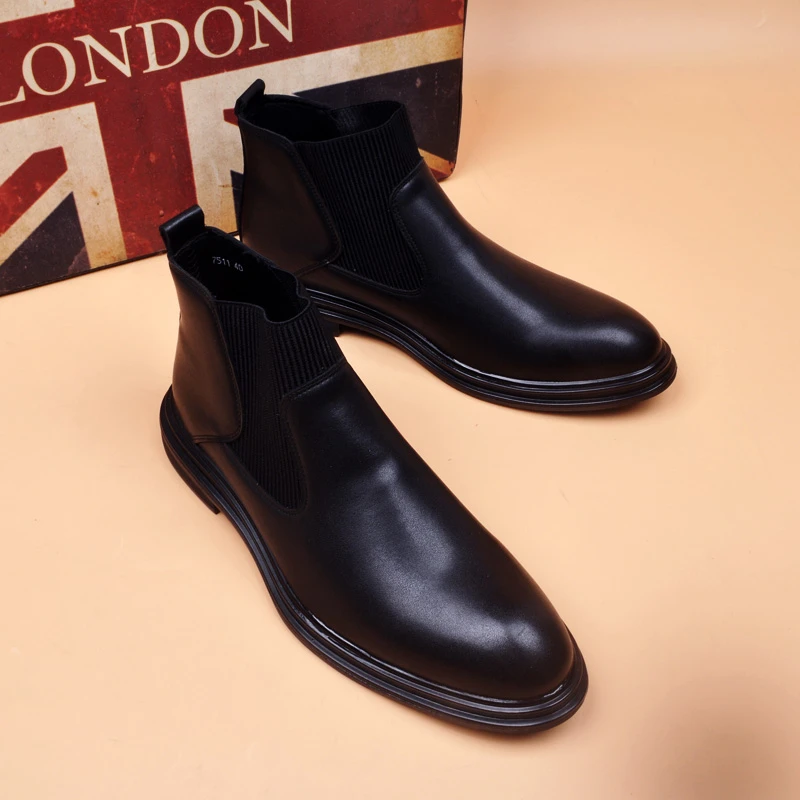 男士秋冬季真皮皮靴子英伦风尖头潮流切尔西短靴男短筒韩版工装靴