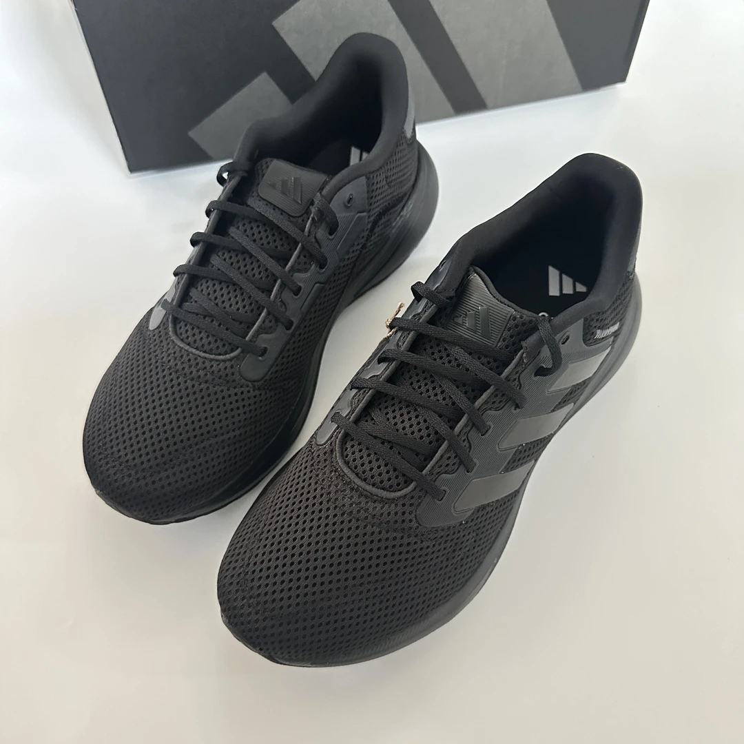 Adidas/阿迪达斯 男款运动休闲跑步鞋 防滑耐磨 黑武士 IH3576