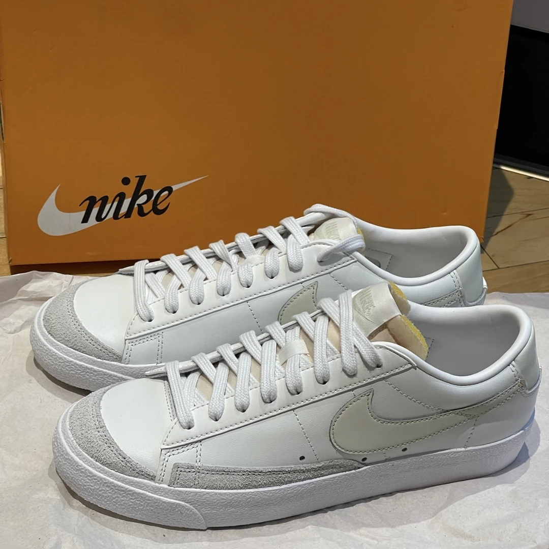 Nike/耐克 Blazer Low 77 男耐磨减震低帮休闲板鞋米白DA6364-110