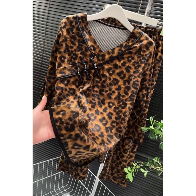 2024秋冬新款中国风盘扣豹纹德绒家居服睡衣套装洋气时尚舒适宽松