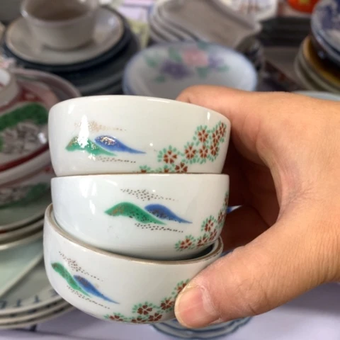 瓷片啦啦啦啦啦啦，