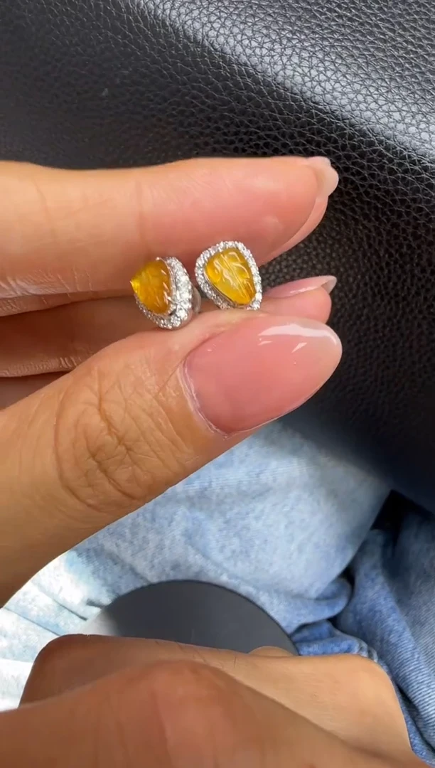【闪购商品】翡翠颈饰18K金镶嵌珠宝玉石