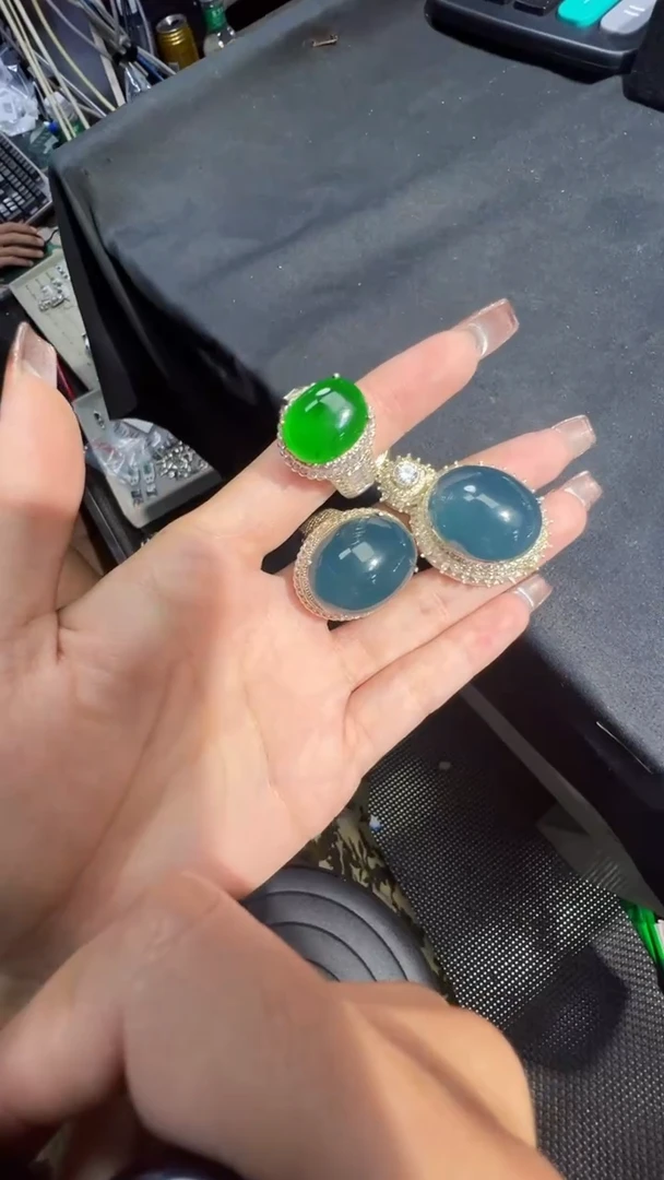 【闪购商品】定制翡翠未镶嵌蛋面1