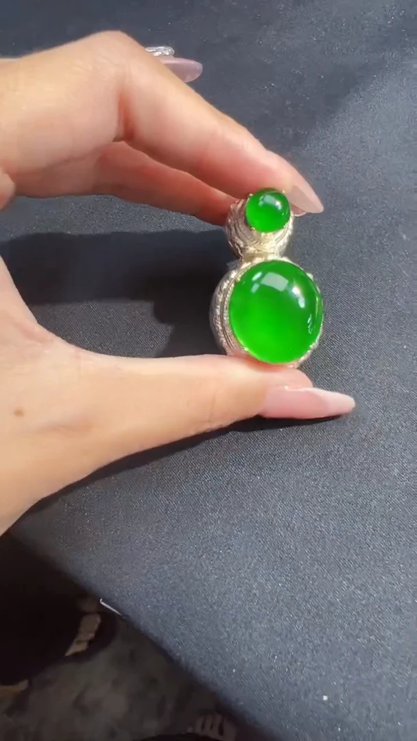 【闪购商品】定制翡翠未镶嵌蛋面1
