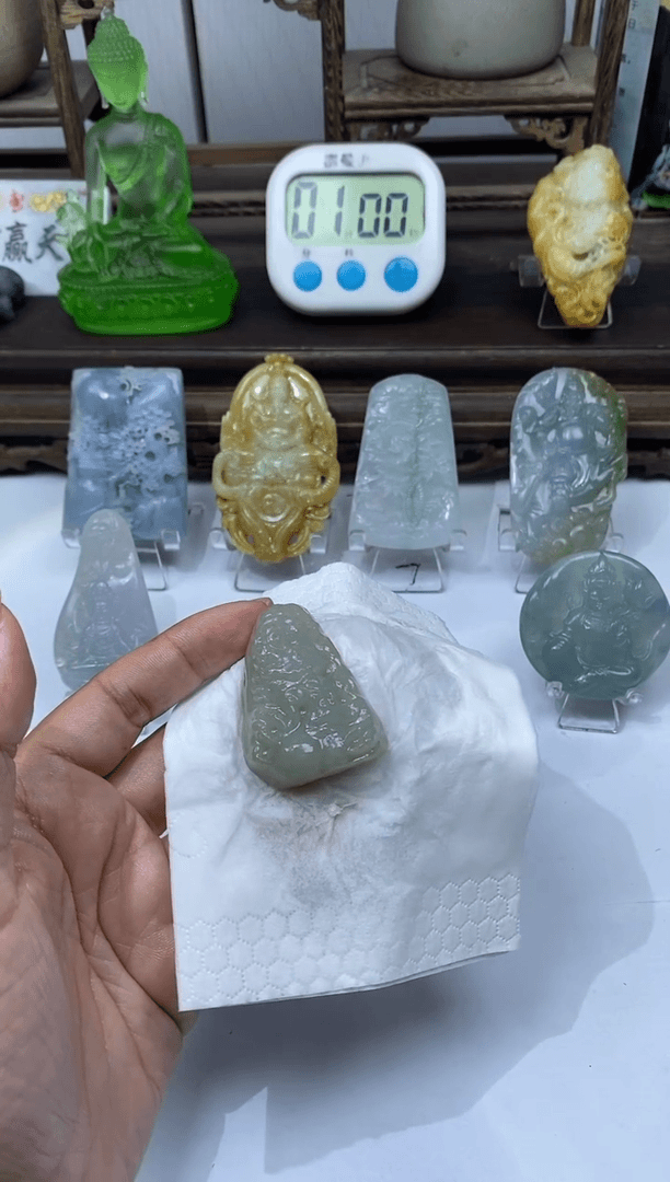 【闪购商品】定制翡翠未镶嵌亮****浴龙牌