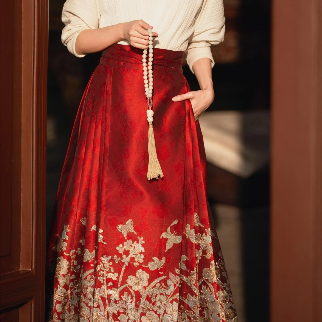 马面裙初绽中长款汉服织金缎面是织金不是印花不是印花质量很好！