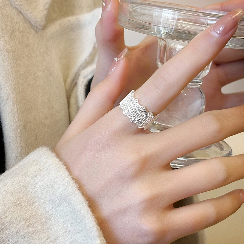 925银戒指 S925纯银镂空蕾丝戒指女日韩版冷淡风潮小众设计高级