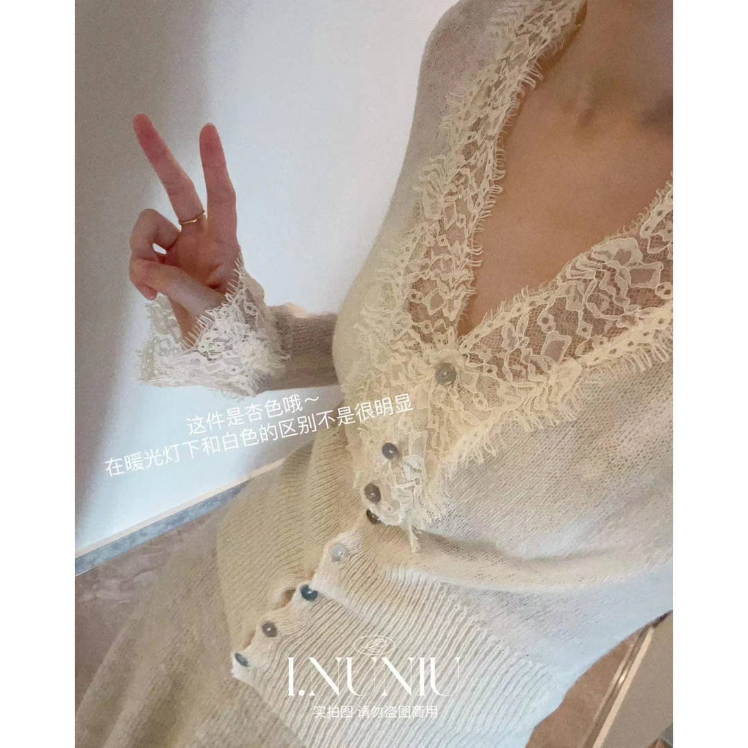 I.NUNIU 仙女蕾丝打底衫~贝壳扣软糯上衣