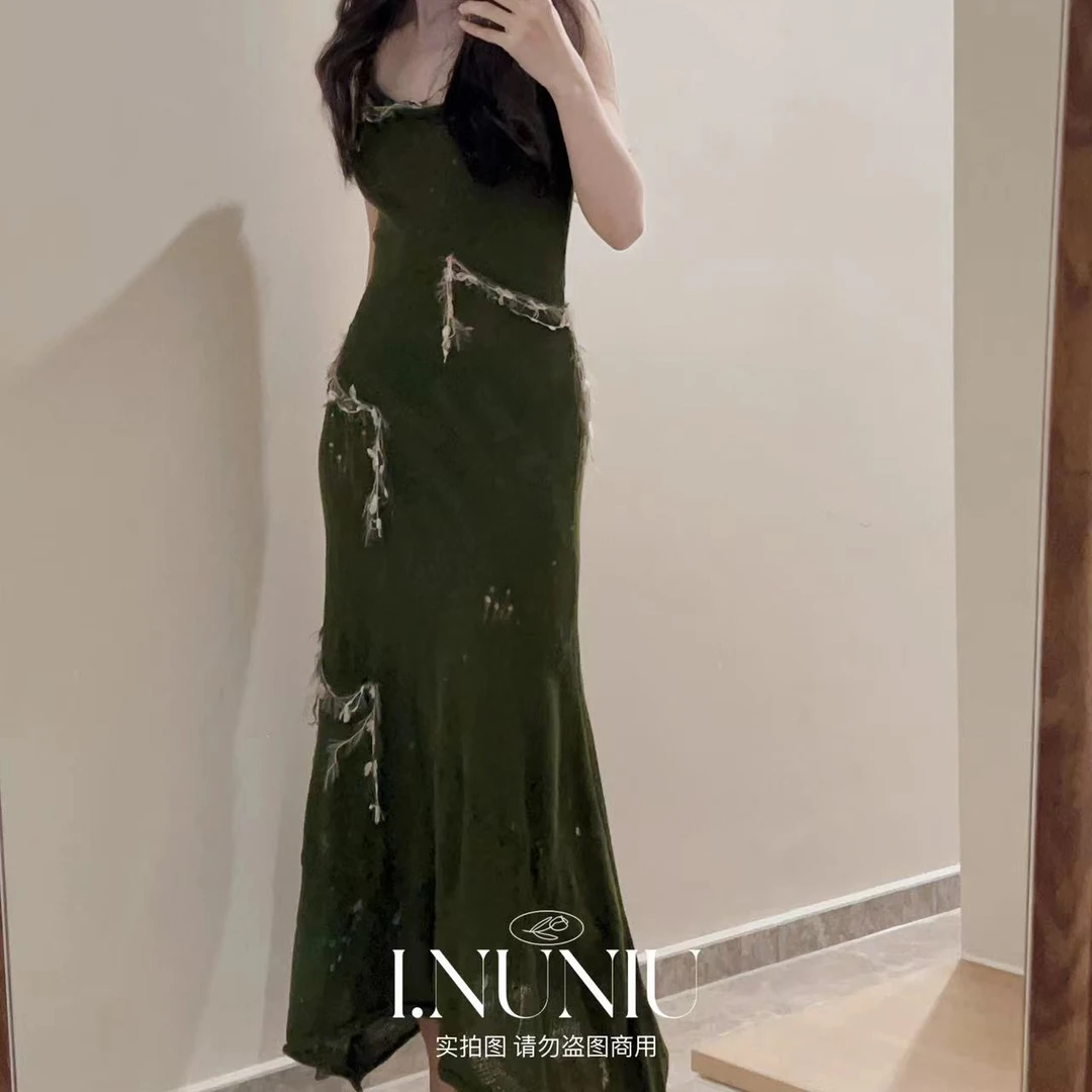 I.NUNIU 复古收腰苔藓绿包臀针织裙小吊带连衣裙