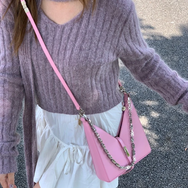 95新 Givenchy/纪梵希 mini cut out粉