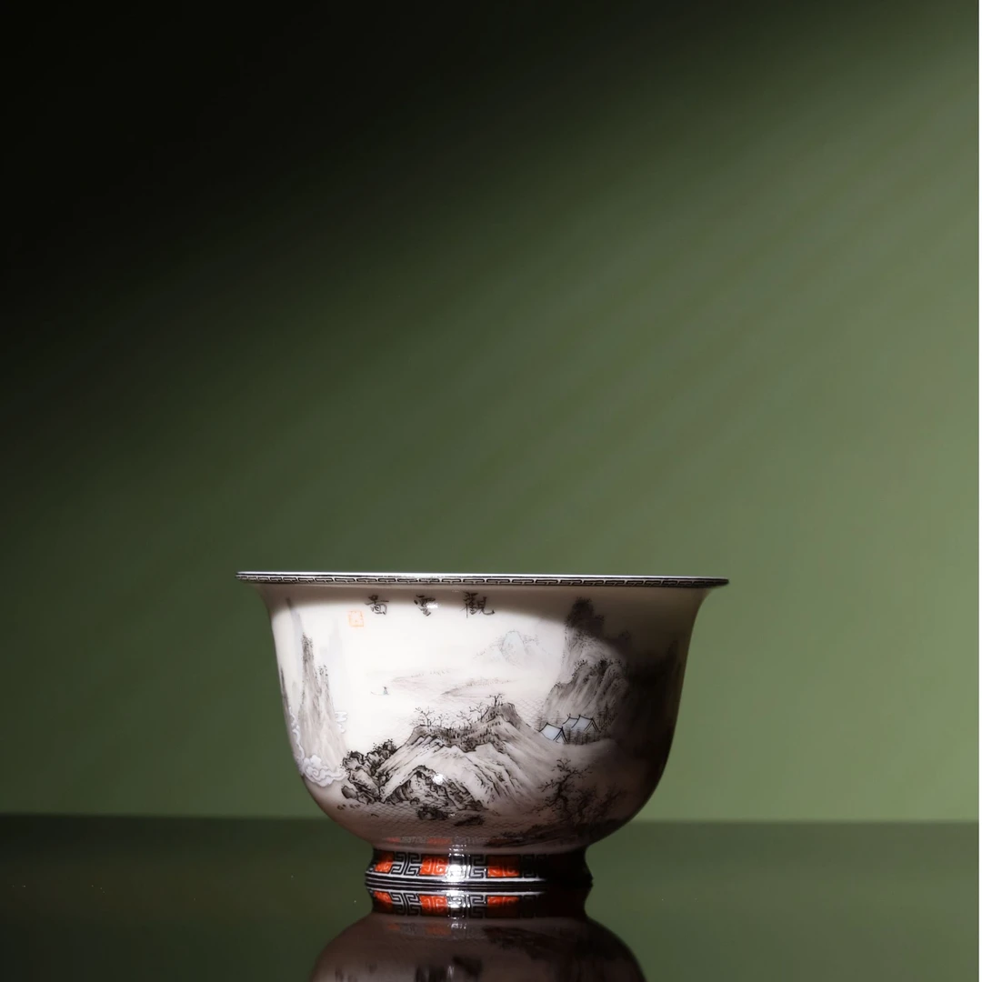 询价 景德镇宝蕴阁 手绘粉彩珐琅彩 墨色山水观云图压手杯