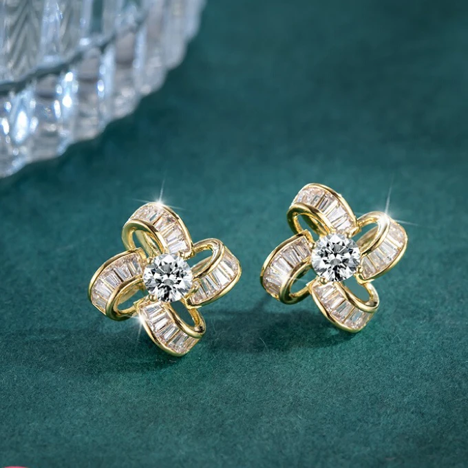 铜合金合成锆石耳饰 缠绕花朵925银针耳饰