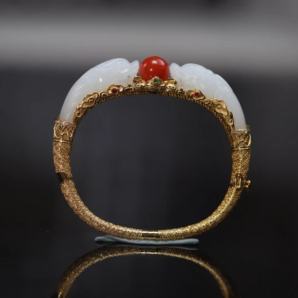 新疆和田玉18K金双龙护主手镯设计师雕刻精雕复古时尚女士气质