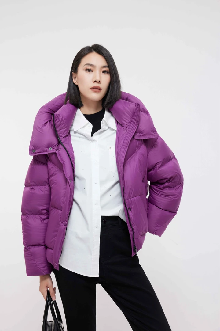 连帽羽绒服女款短款保暖轻盈绗缝面包服冬季外套