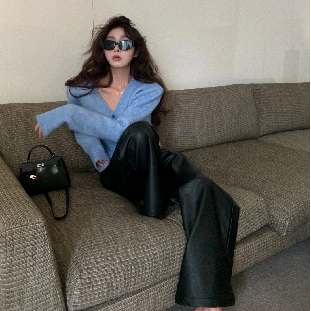 慵懒风V领长袖针织开衫女春秋韩系修身显瘦休闲百搭短款毛衣外套