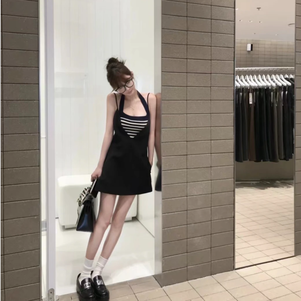 纯欲风条纹挂脖背心针织衫女秋季2024新款气质修身显瘦辣妹上衣潮