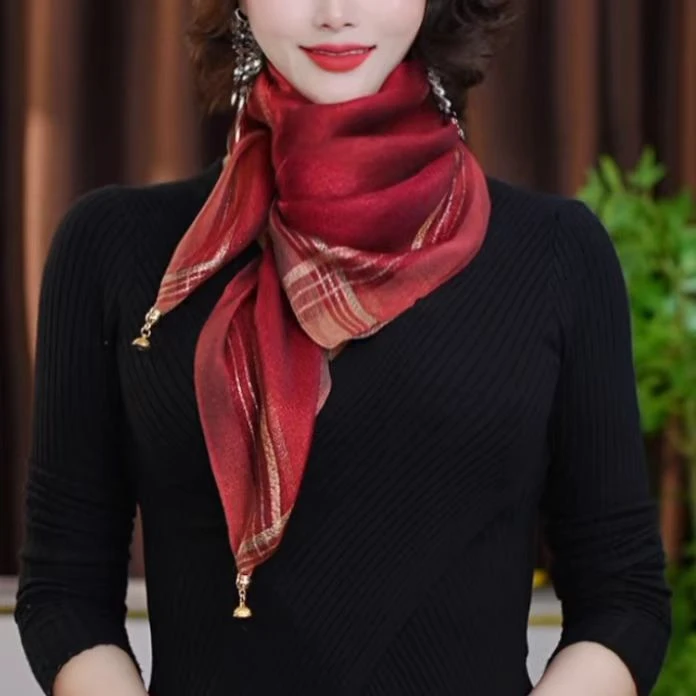 2025年新款90方巾亮丝造型时尚休闲名族风围巾百搭磁扣围巾女款