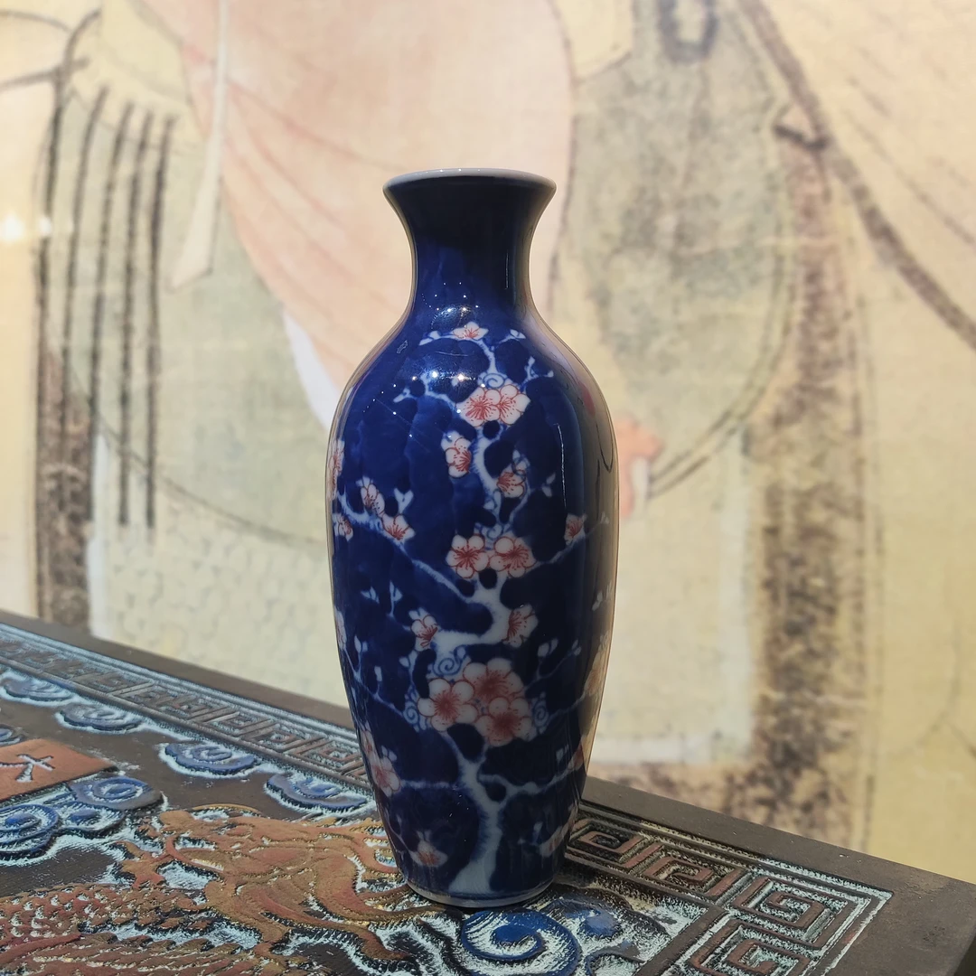 周氏瓷业梅花赏瓶【代拍链接B10】