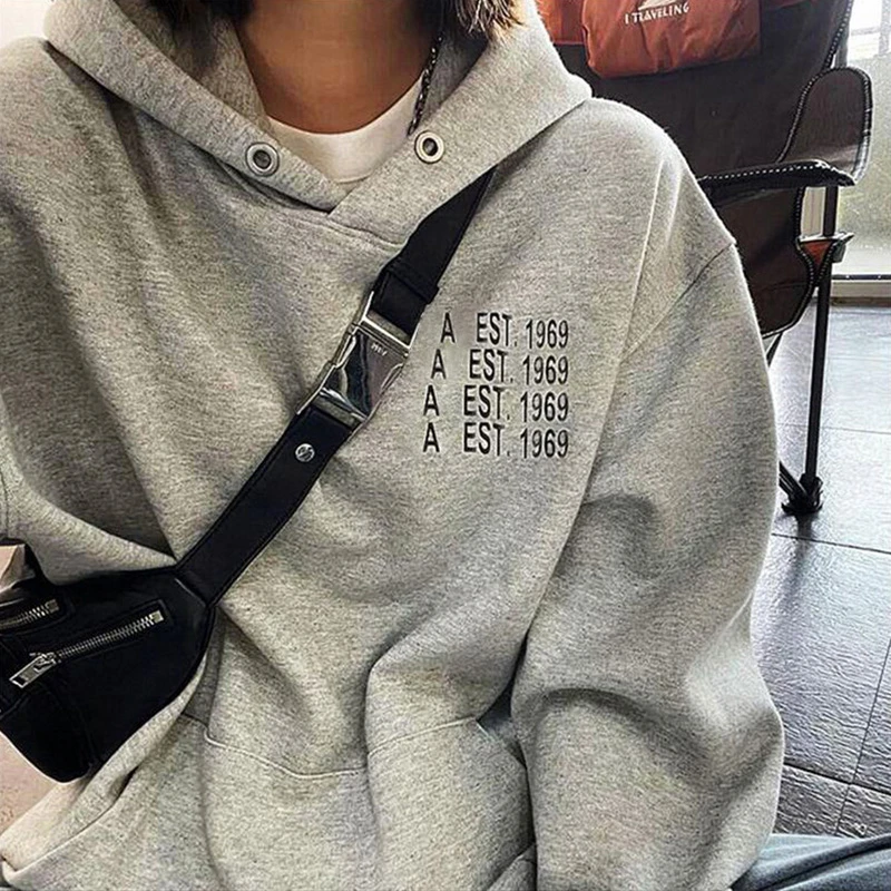 2024新款字母简约时尚百搭休闲卫衣556006