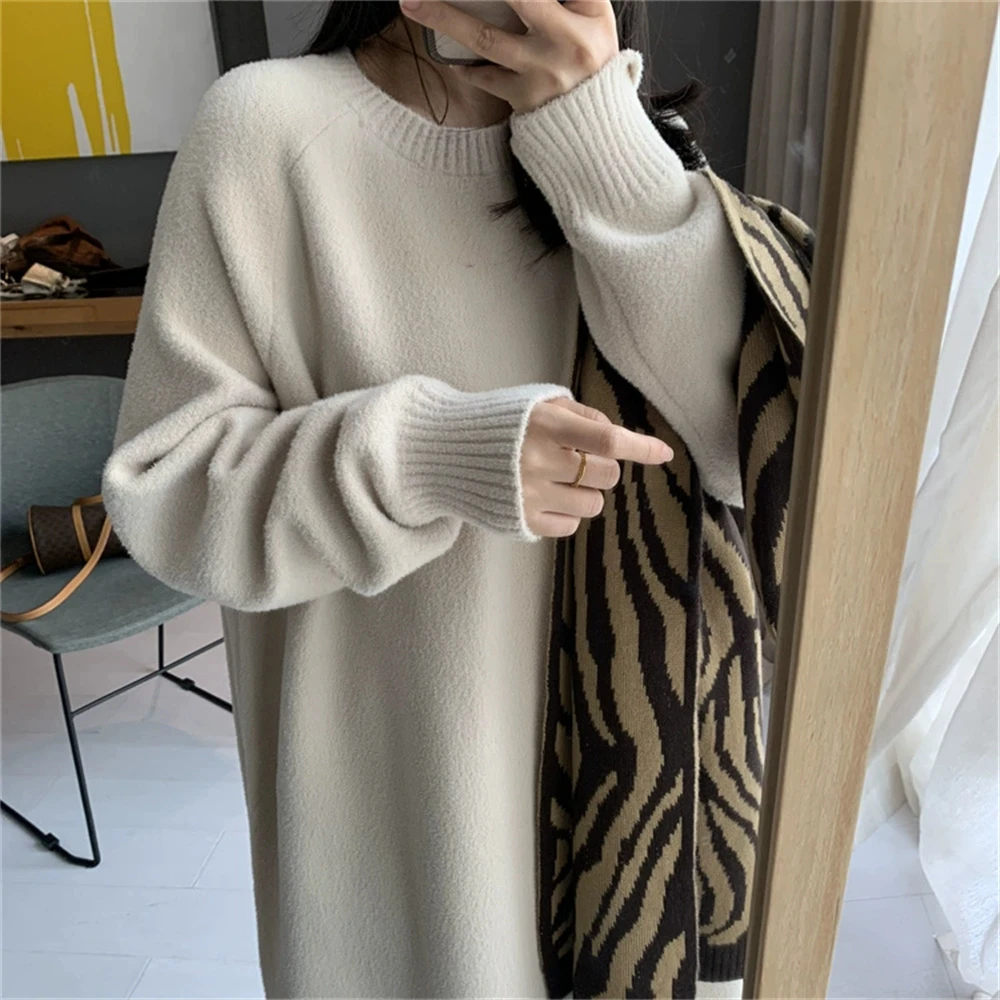 M家 2024ins风中长款百搭不起球面料毛衣裙 宽松圆领纯色打底裙