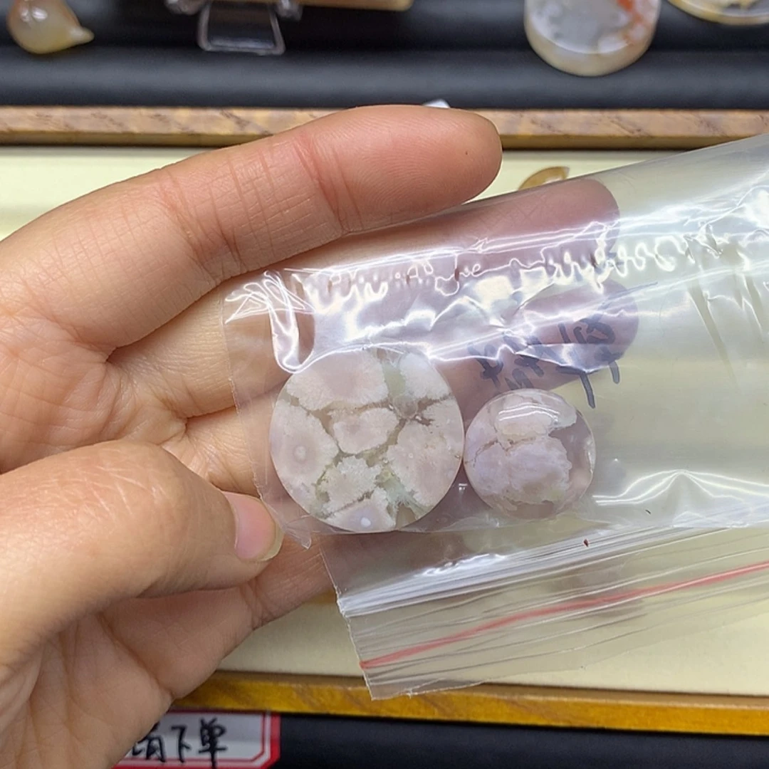 【闪购商品】玛瑙/玉髓颈饰未镶嵌荔****_