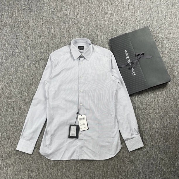 95新 Zegna 浅蓝色条纹长袖衬衫/38码/全新全套/51953