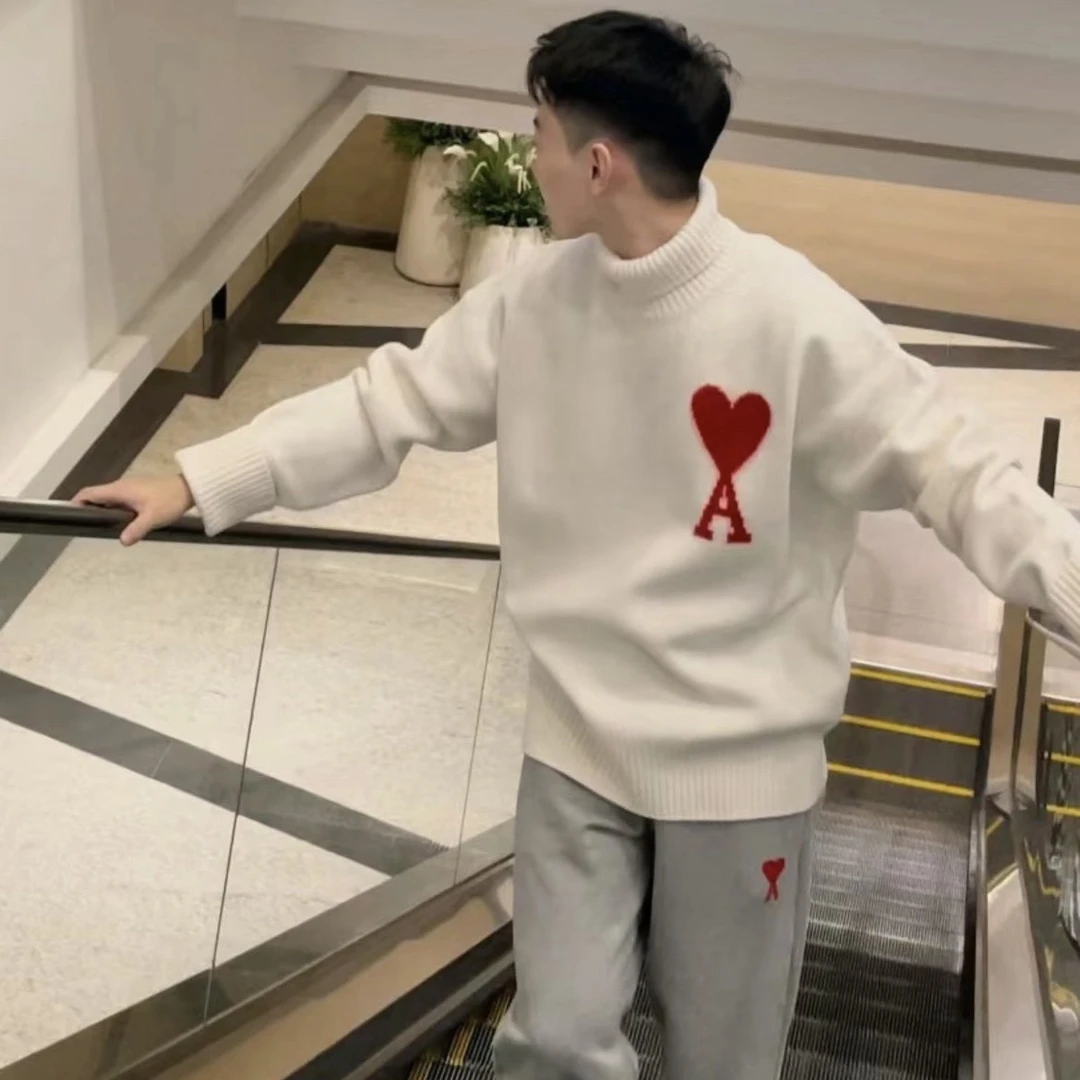 Ami白色爱心高领毛衣/L码/99新/公价3500/6539