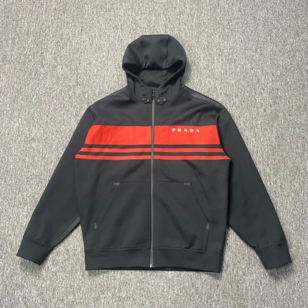 CD Prada SS22太空棉连帽外套/M码/95新/轻微存放痕迹/000449