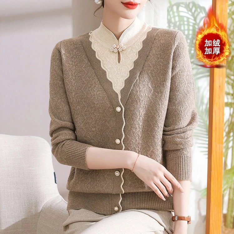 新款中老年女装时尚一体绒加厚外套妈妈装秋冬款宽松高贵内衬